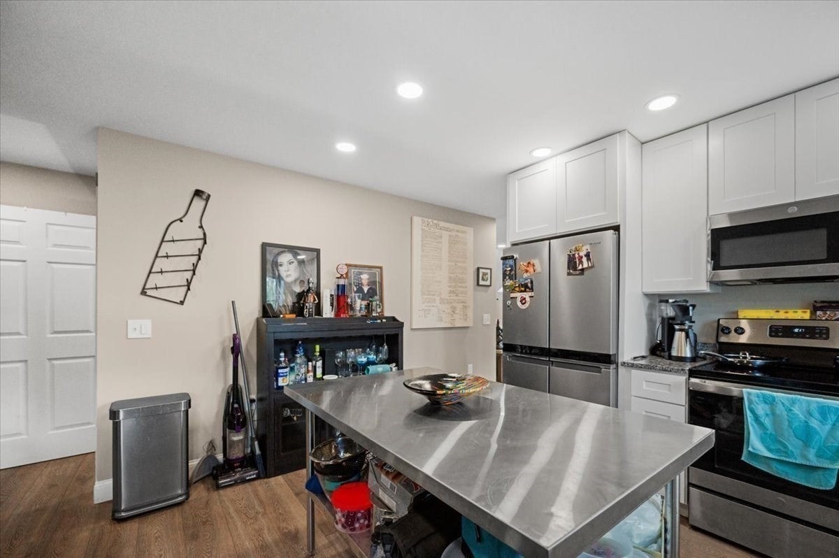 373 Highland St, Northbridge, MA Photo #23