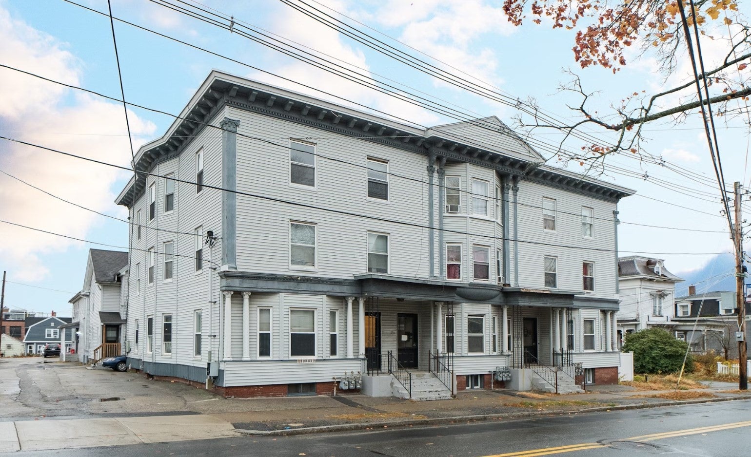 55 Pleasant St