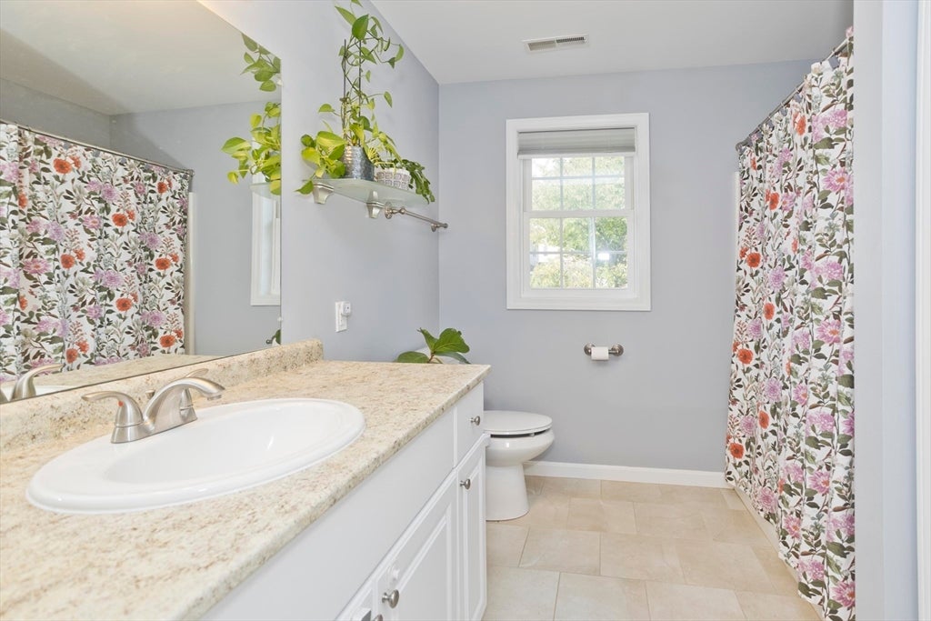 15 Lombard Ave, East Longmeadow, MA Photo #30