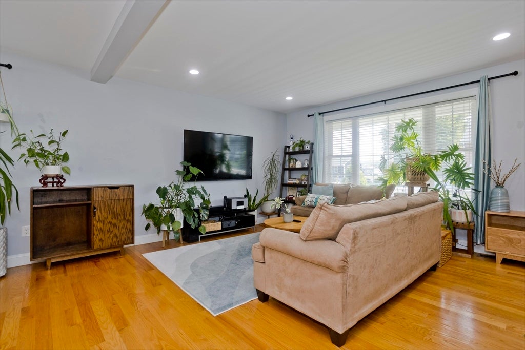 15 Lombard Ave, East Longmeadow, MA Photo #8