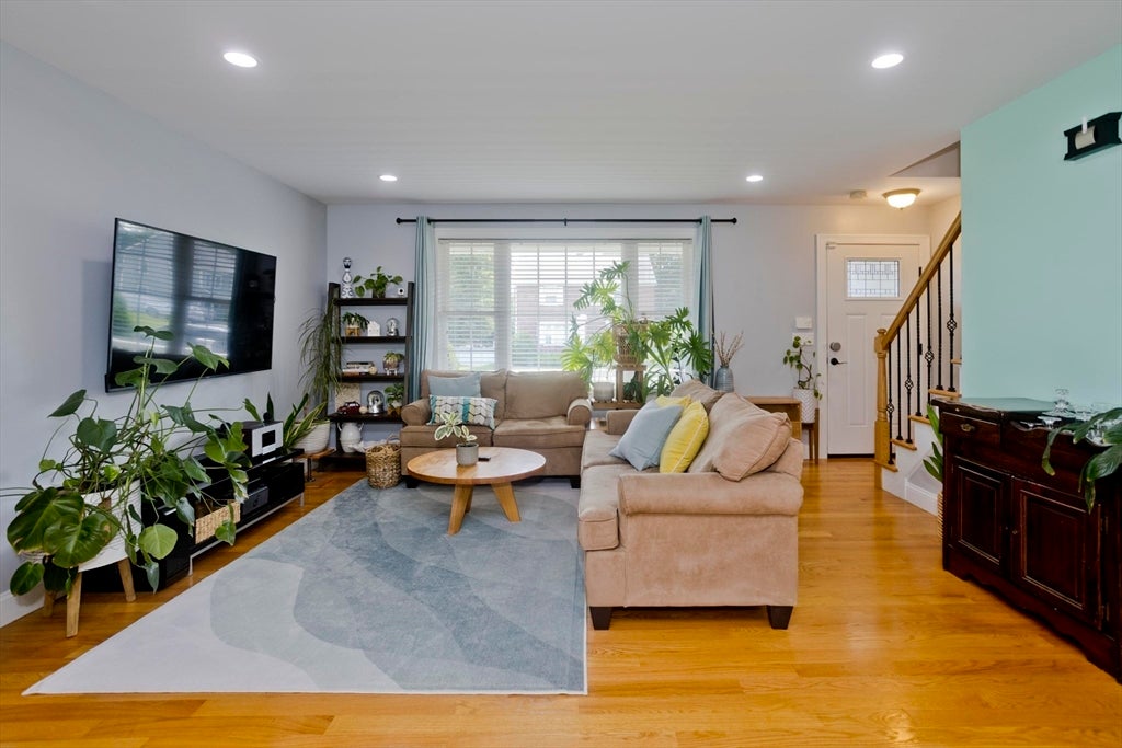 15 Lombard Ave, East Longmeadow, MA Photo #6