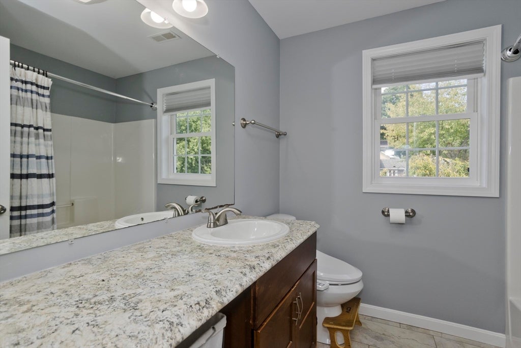 15 Lombard Ave, East Longmeadow, MA Photo #25