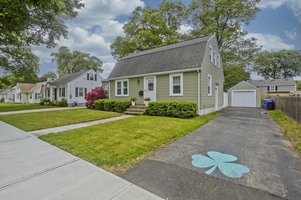 52 Gillette Circle