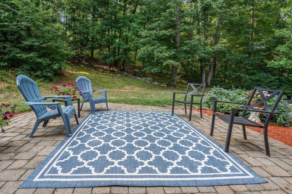 7 Evergreen Ln, Sturbridge, MA Photo #26