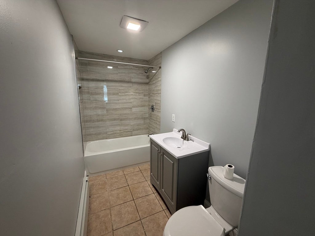 72 Everard St #2, Worcester, MA Photo #6