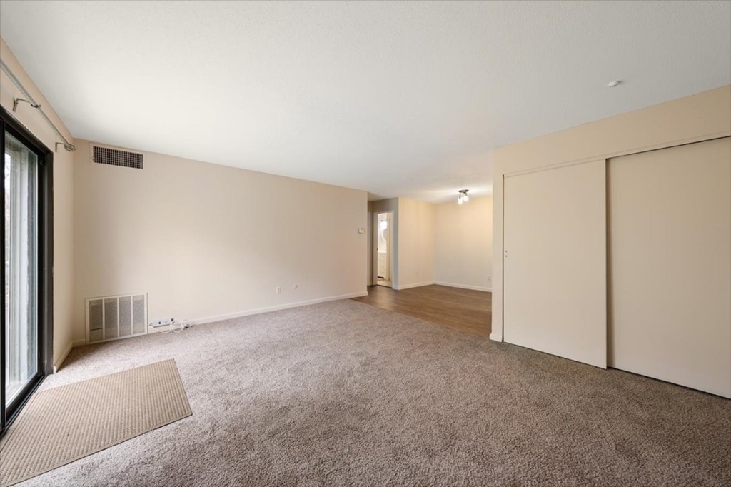 50 Village Brook Lane 4