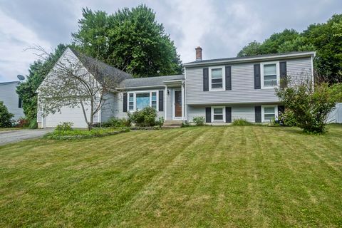 47 Pynchon Rd South Hadley MA 01075