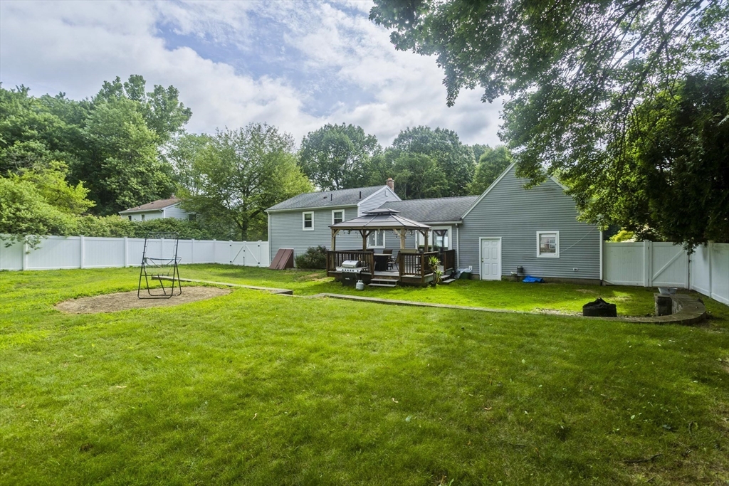 47 Pynchon Rd