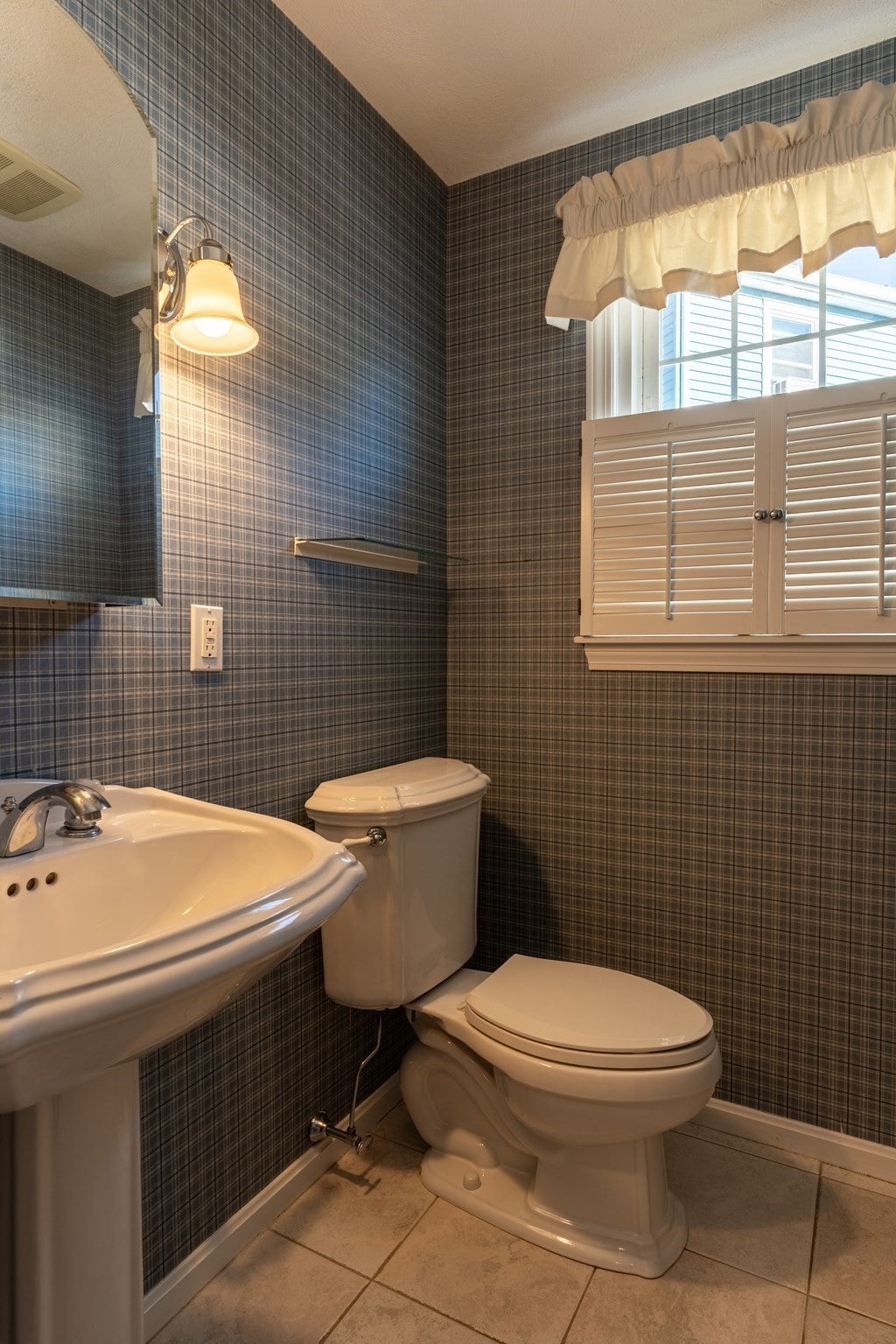 121 Hibiscus Ave #N/A, Waltham, MA, 121 Hibiscus Ave #N/A, Waltham, MA Photo #9
