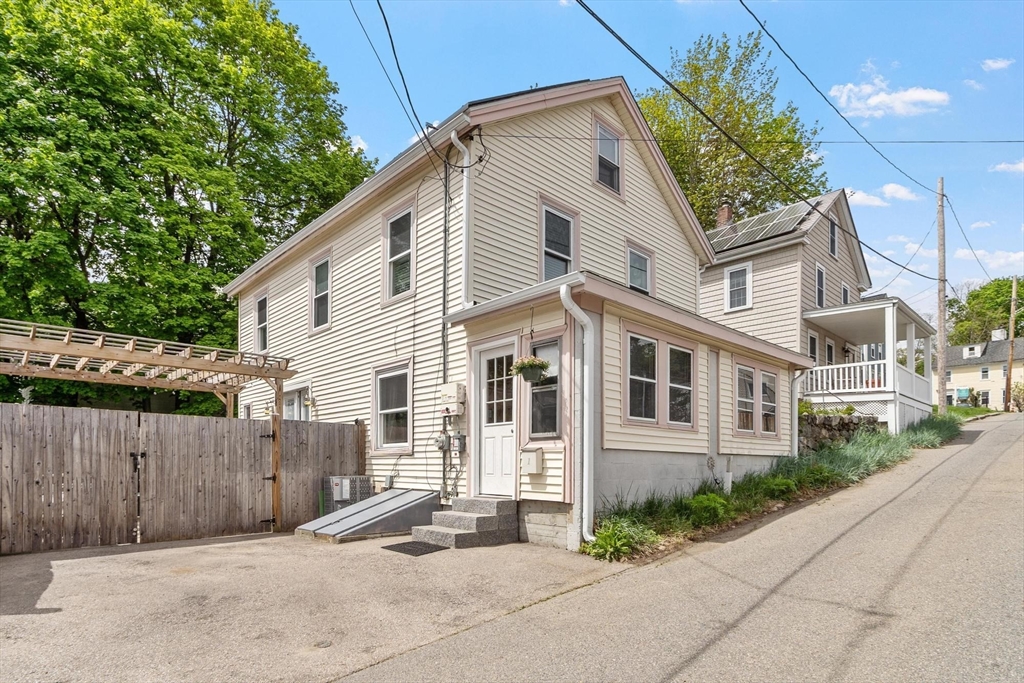 1 Union Street, Amesbury, MA, 1 Union Street, Amesbury, MA Photo #35