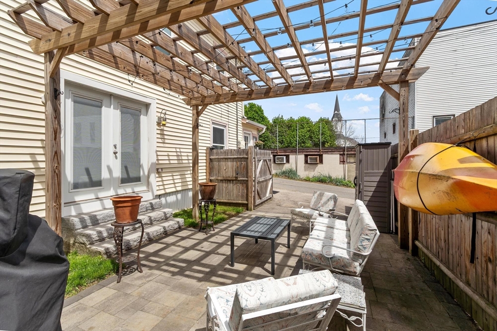 1 Union Street, Amesbury, MA, 1 Union Street, Amesbury, MA Photo #32