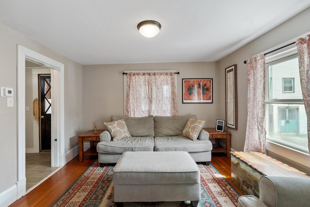 1 Union Street, Amesbury, MA, 1 Union Street, Amesbury, MA Photo #16
