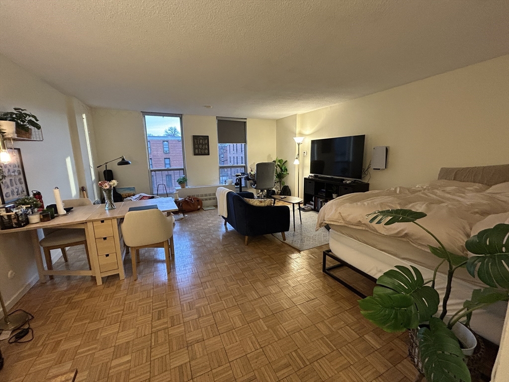 44 Washington St 312