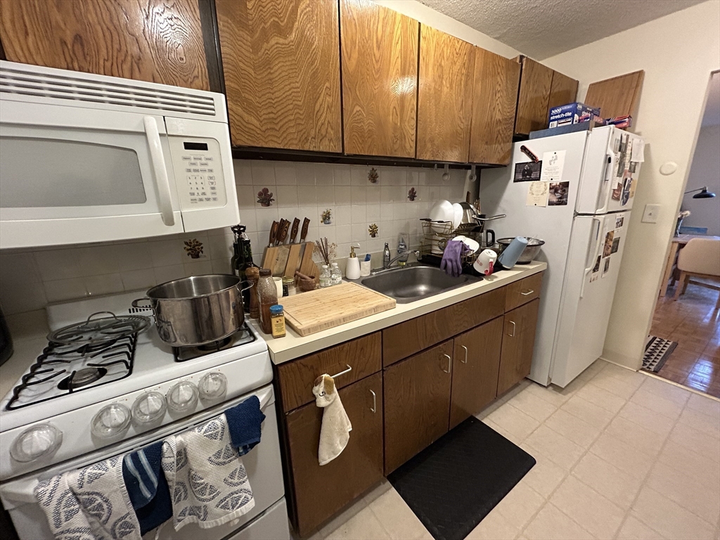 44 Washington St 312