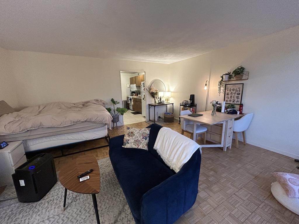 44 Washington St 312