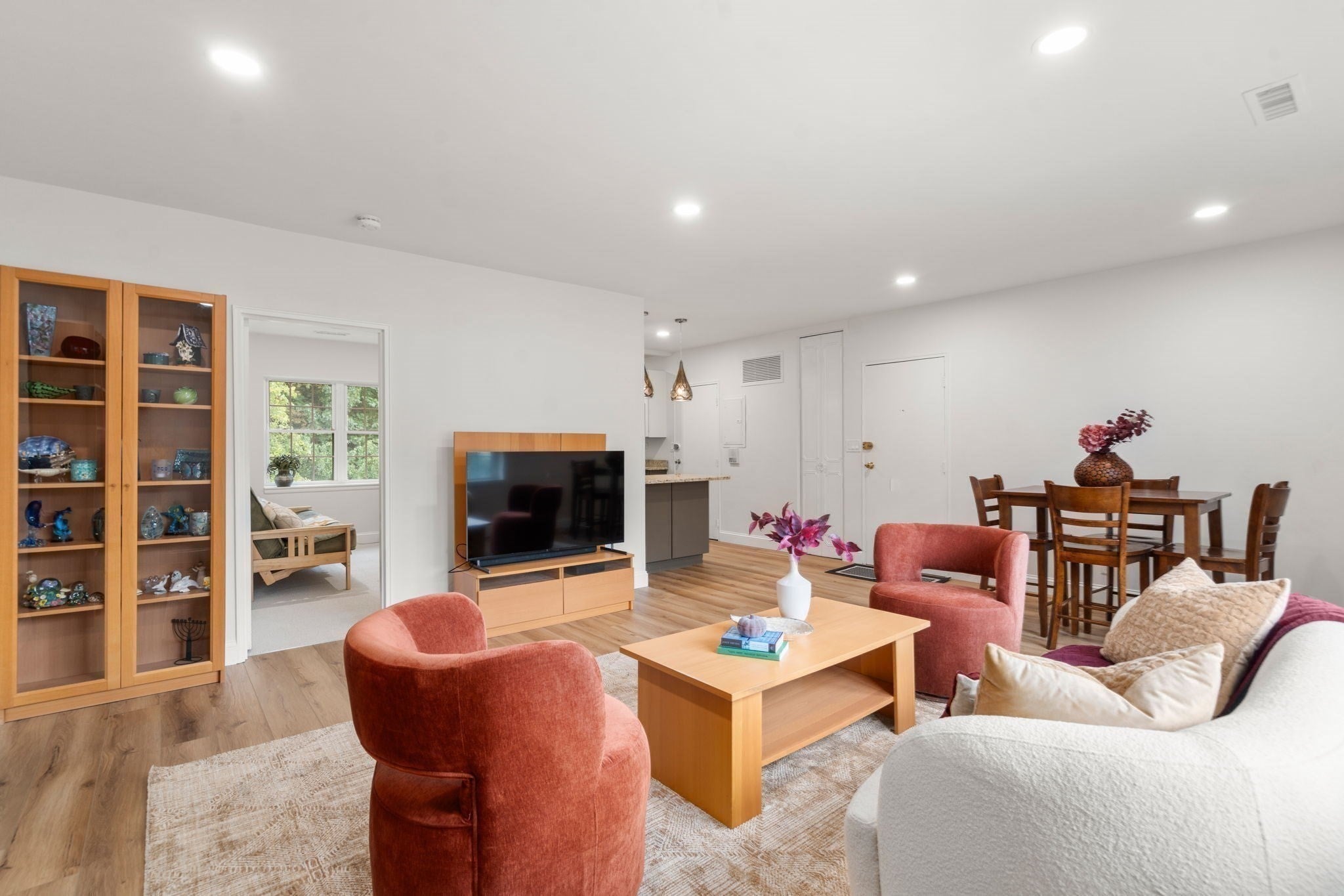 116 Lake Shore #3, Boston, MA, 116 Lake Shore #3, Boston, MA Photo #7