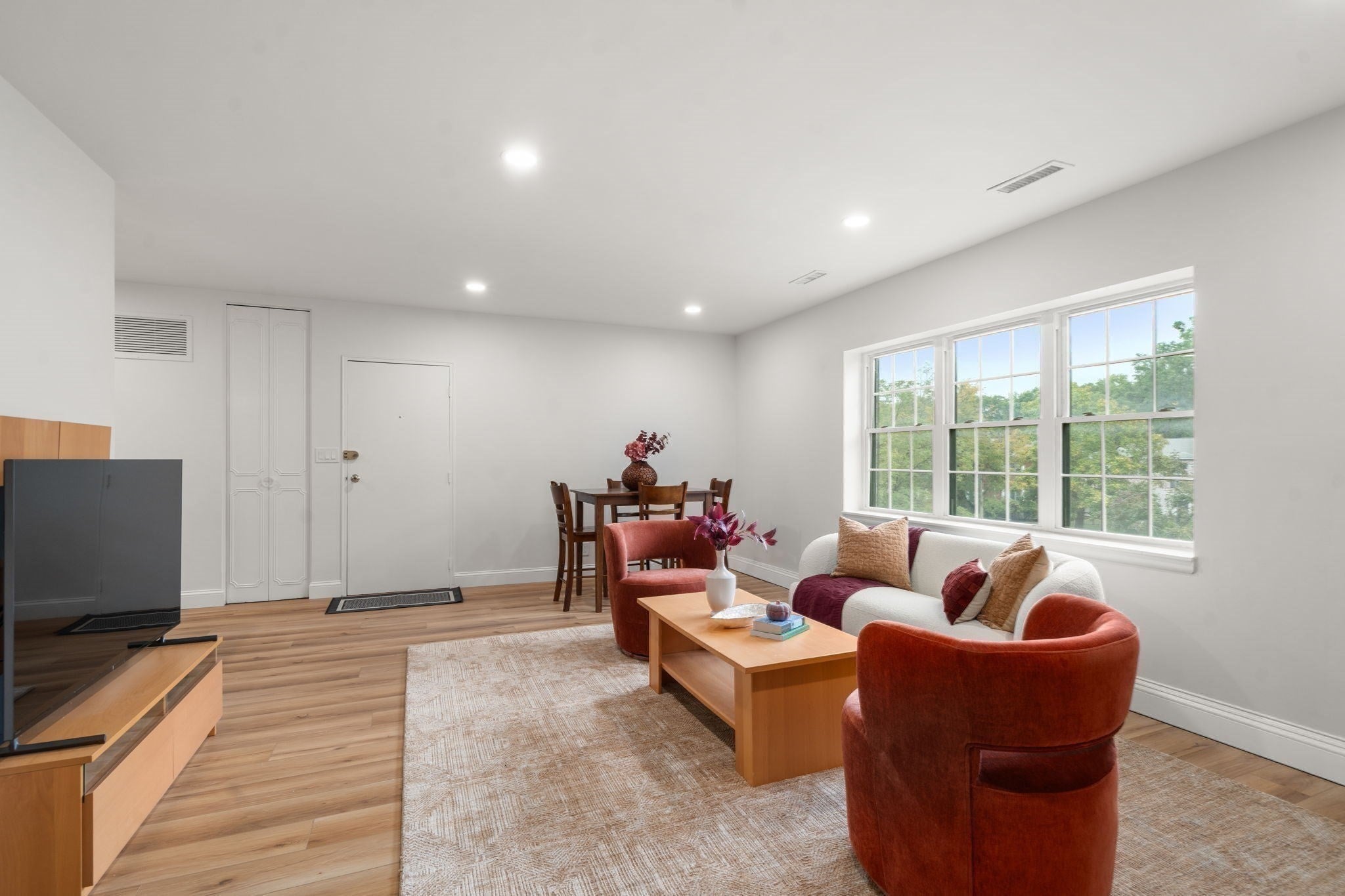 116 Lake Shore #3, Boston, MA, 116 Lake Shore #3, Boston, MA Photo #8