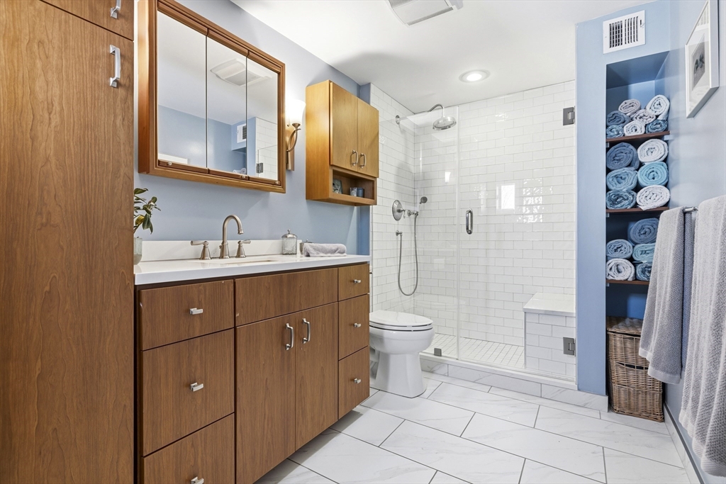 419 E 3rd St #3, Boston, MA Photo #9