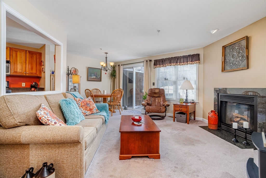 101 Bridle Cross Rd 101