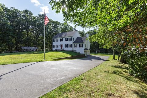 1101 Methuen St Dracut MA 01826