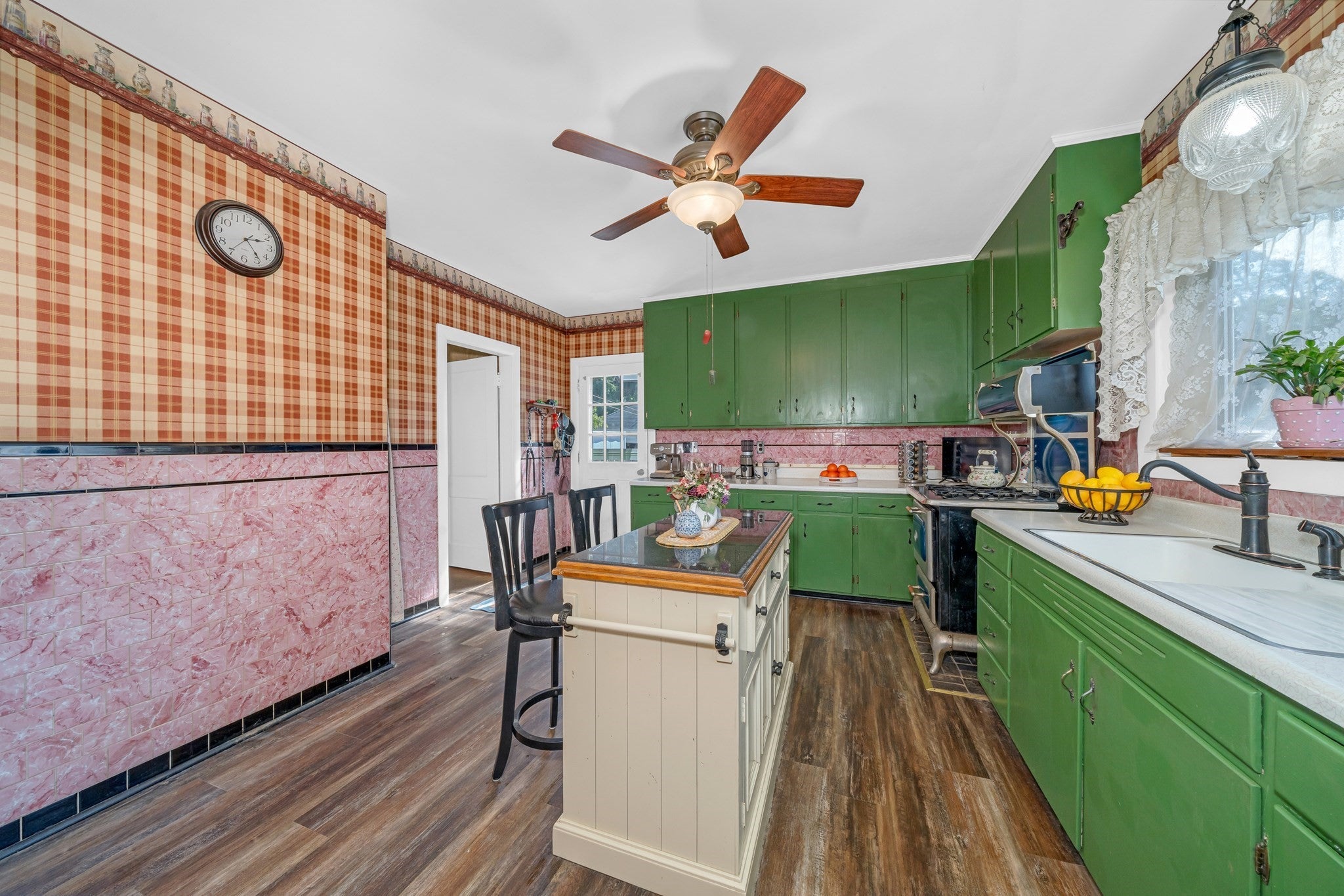412 Jefferson Avenue, Salem, MA, 412 Jefferson Avenue, Salem, MA Photo #13