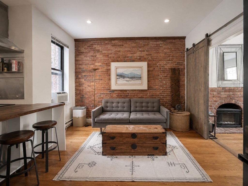 9 Albemarle St 2