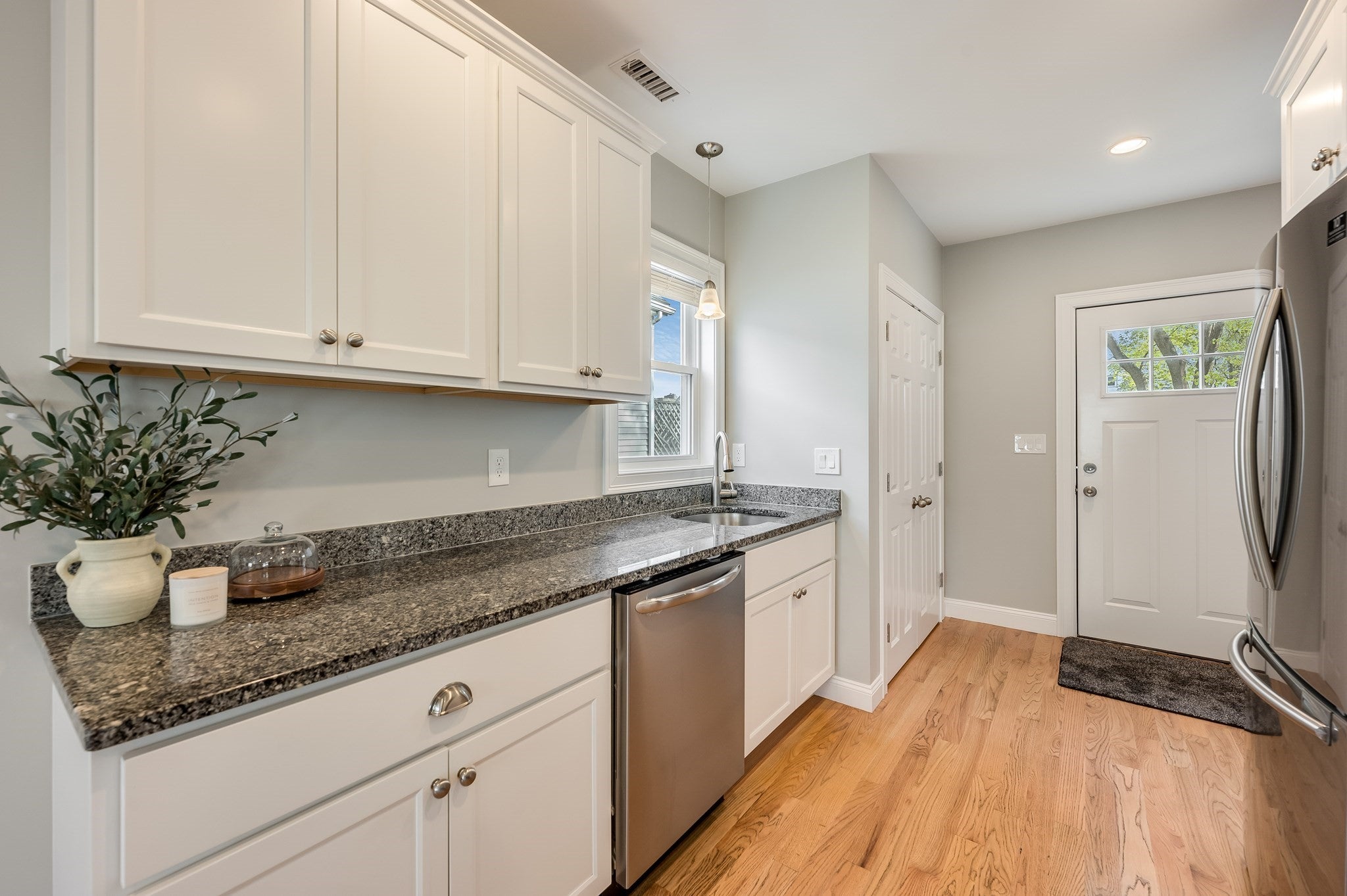 11 Harvard Steet St, Everett, MA, 11 Harvard Steet St, Everett, MA Photo #12