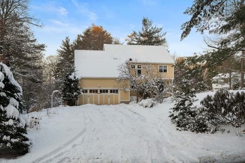 12 Campmeeting Rd Topsfield MA 01983