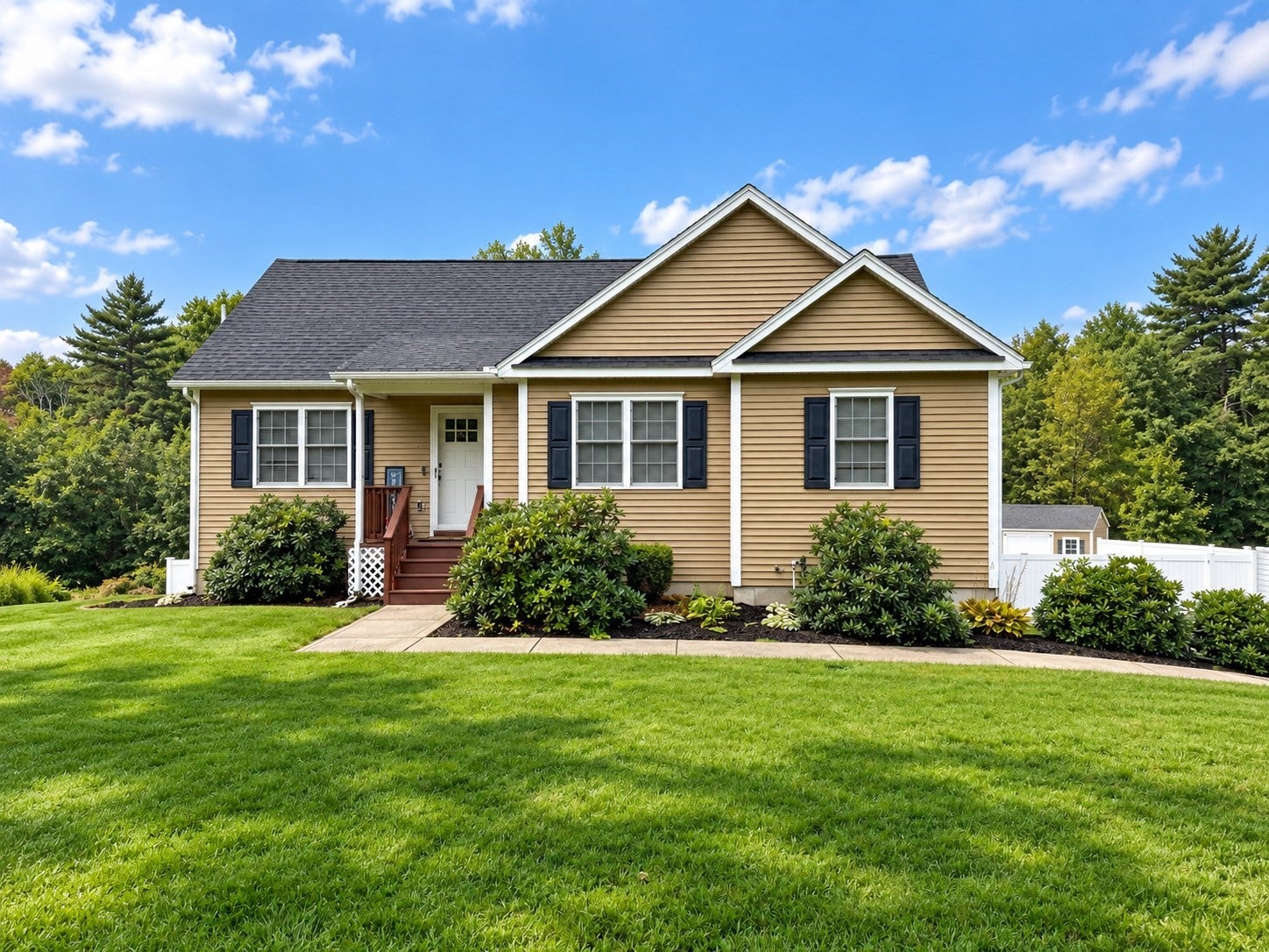152 Sargent St, Belchertown, MA Photo #2