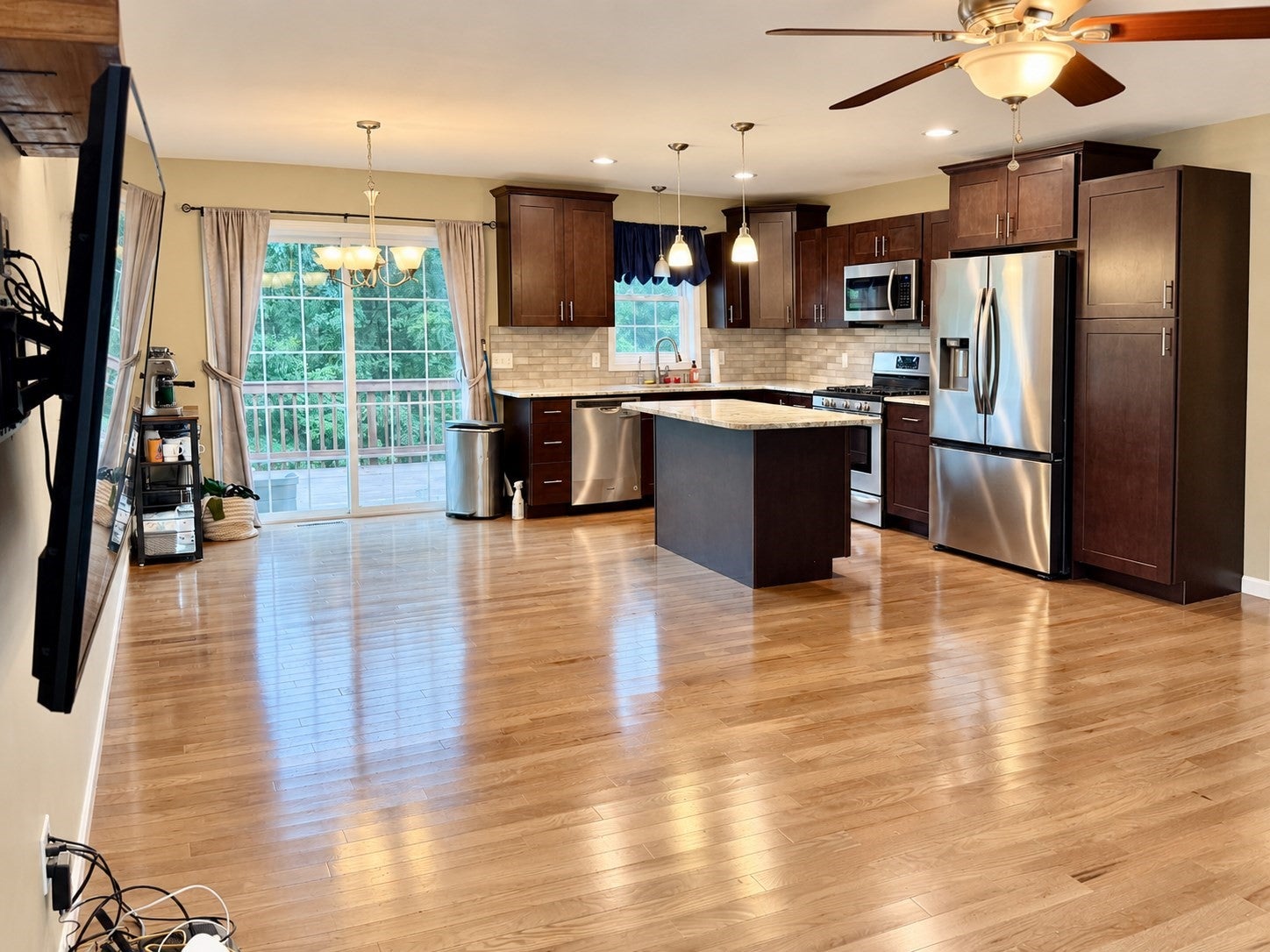 152 Sargent St, Belchertown, MA Photo #9