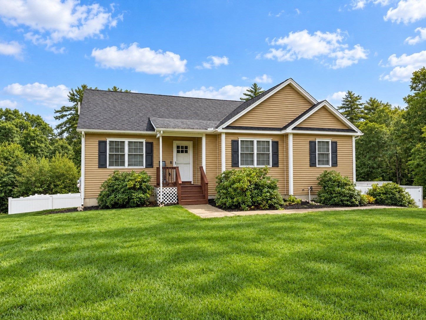 152 Sargent St, Belchertown, MA Photo #1