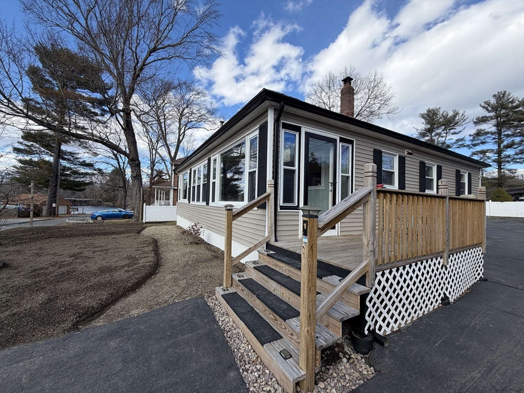 5 Bernier Ln