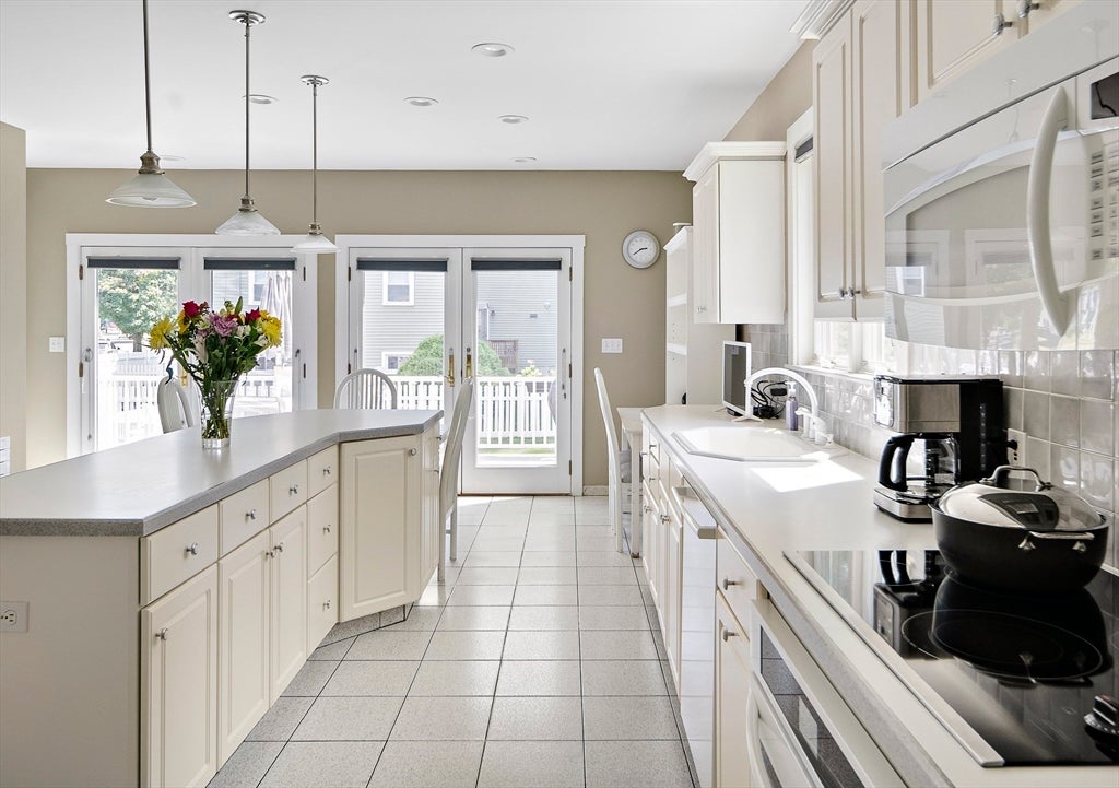 667 Salem St, Lynnfield, MA, 667 Salem St, Lynnfield, MA Photo #13