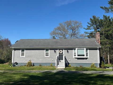 231 Mattapoisett Rd Acushnet MA 02743