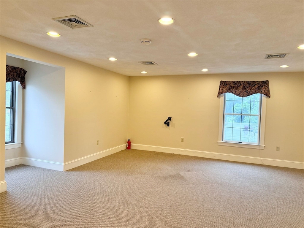 1624 Sudbury Road 5