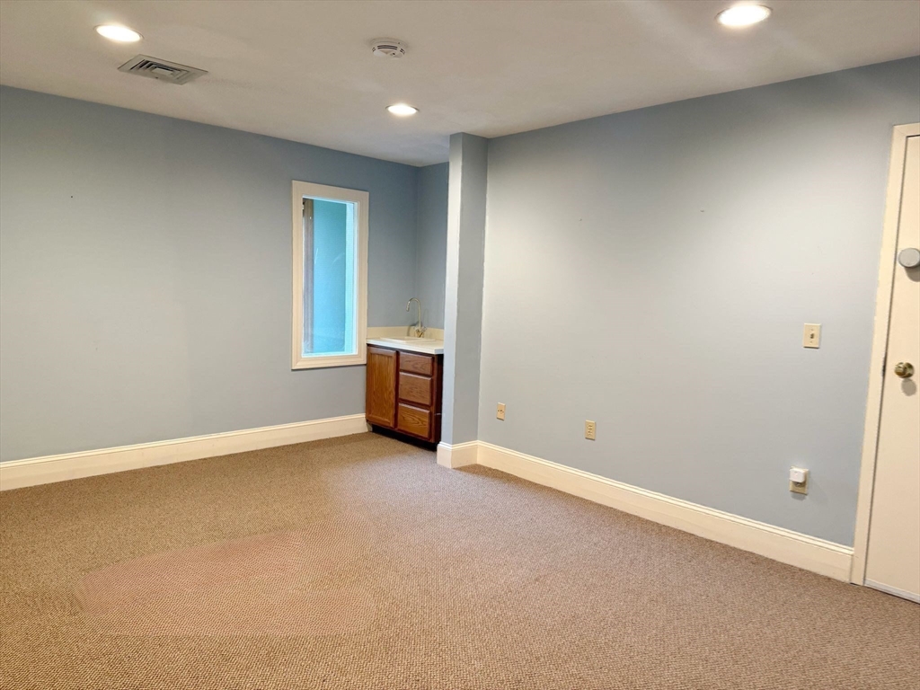 1624 Sudbury Road 5