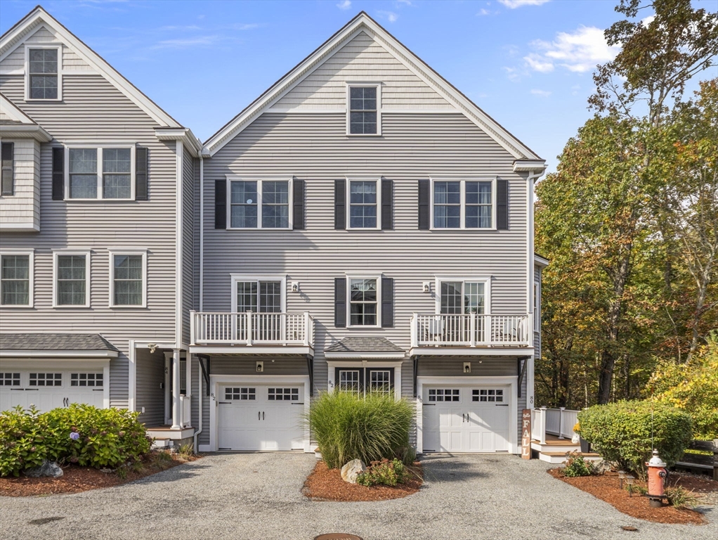 80 Compass Point 80