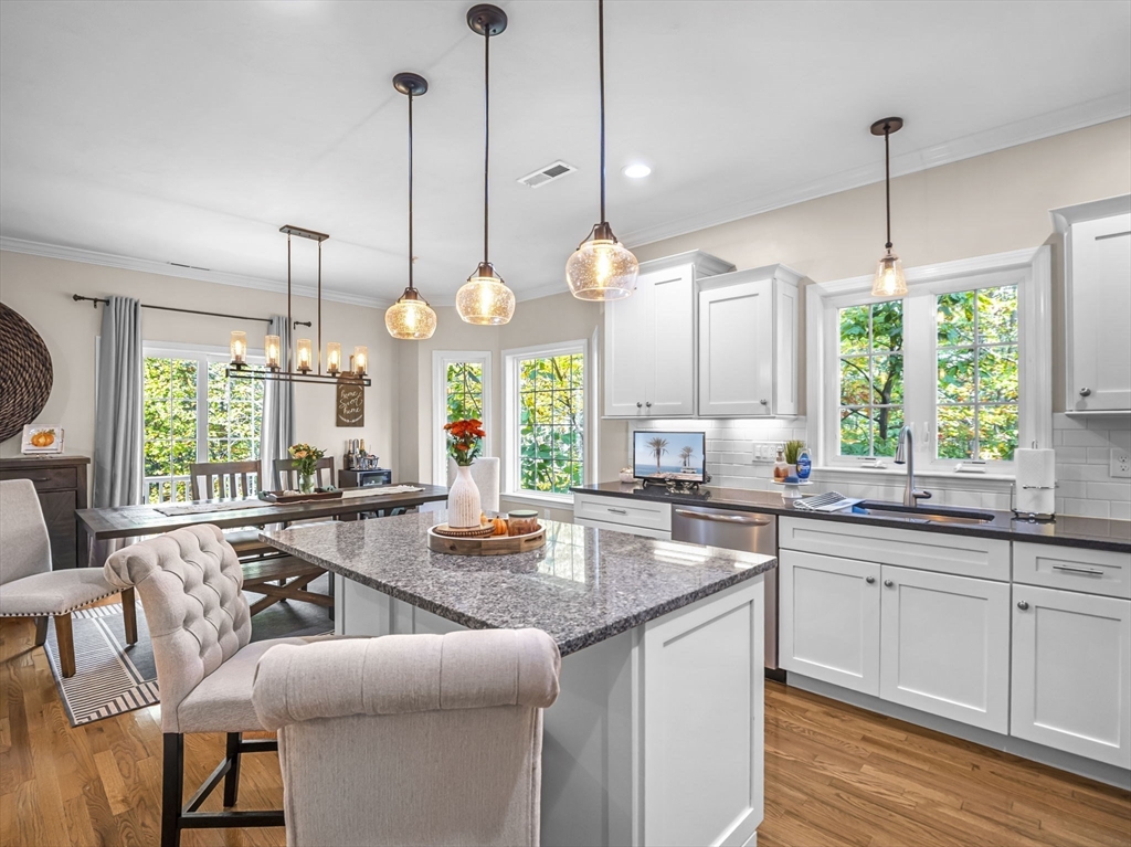 80 Compass Point 80