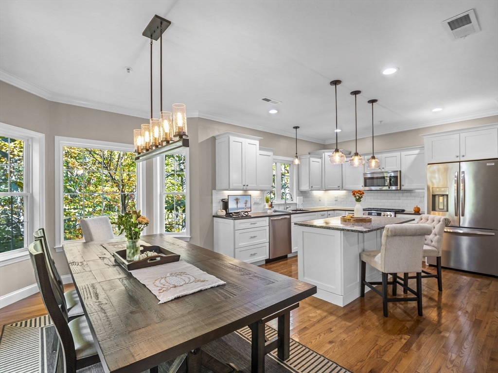 80 Compass Point 80
