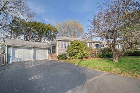 Photo of 66 Roosevelt Rd #66, Newton, MA 02459 (MLS # 73504551)