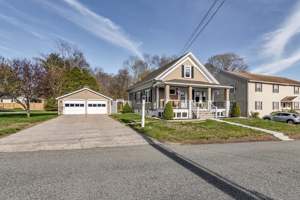 19 Forest St