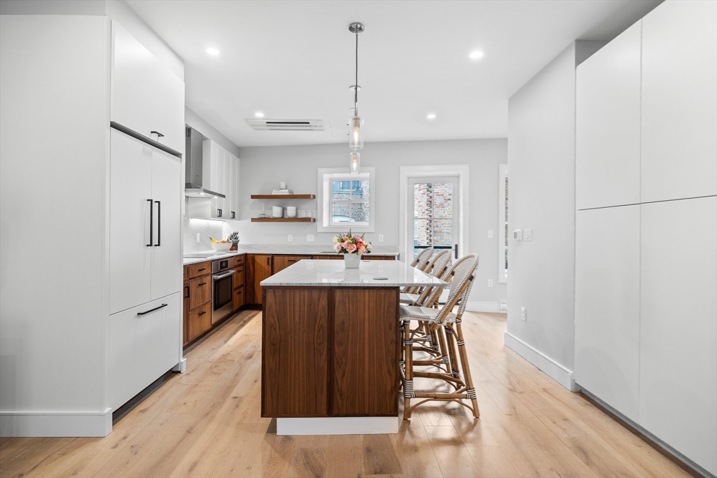 471 Hanover Street 4