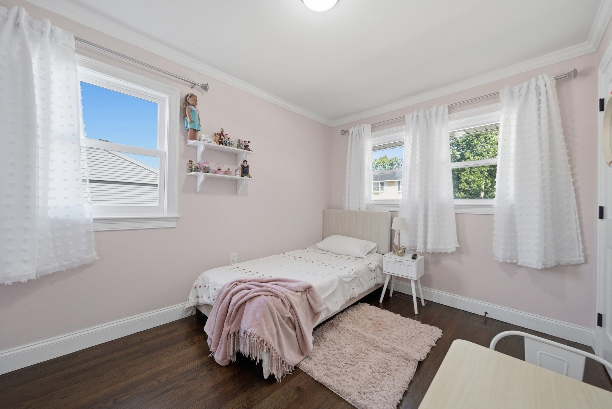 107 New York St, Lowell, MA Photo #20