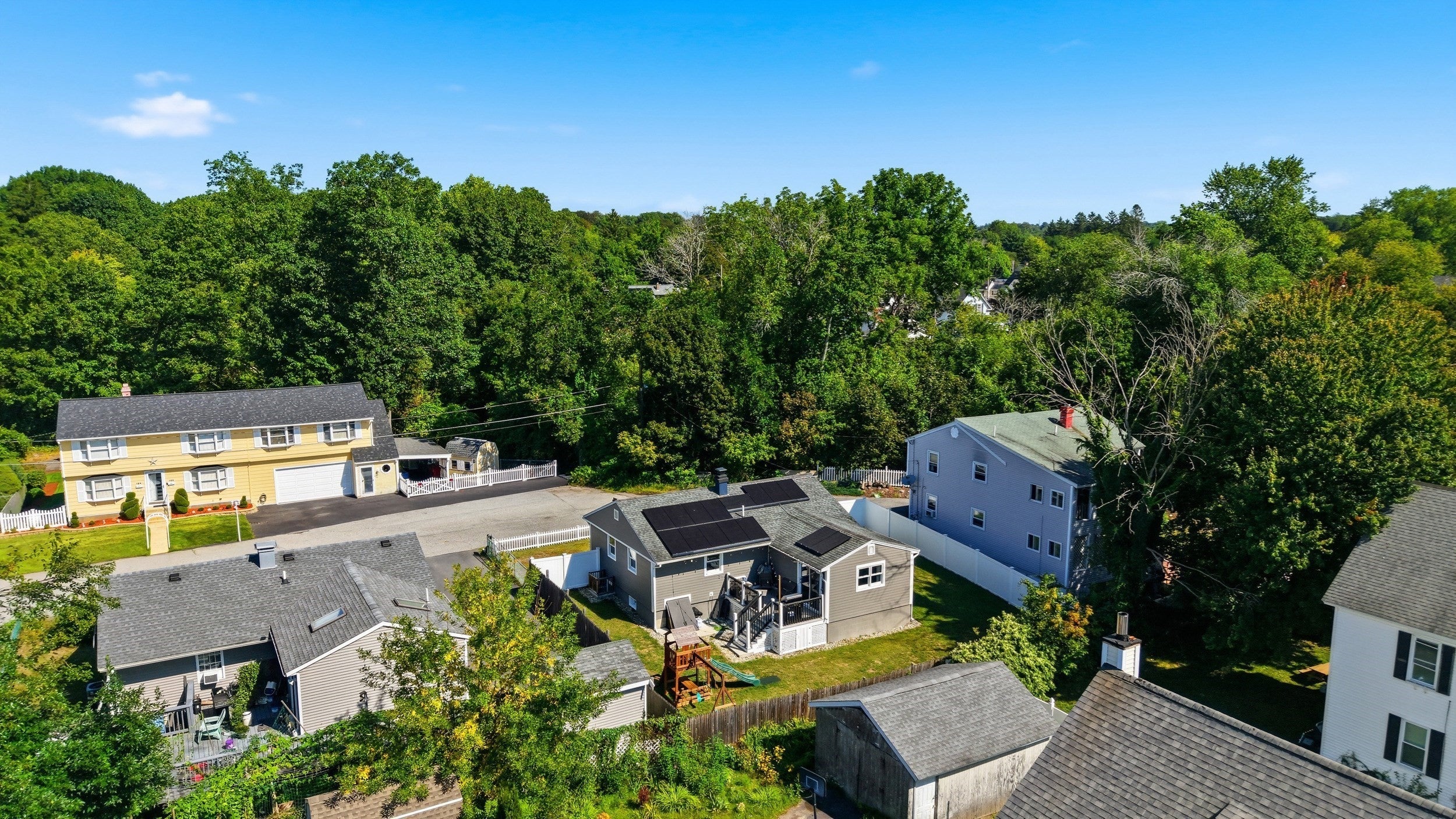 107 New York St, Lowell, MA Photo #4
