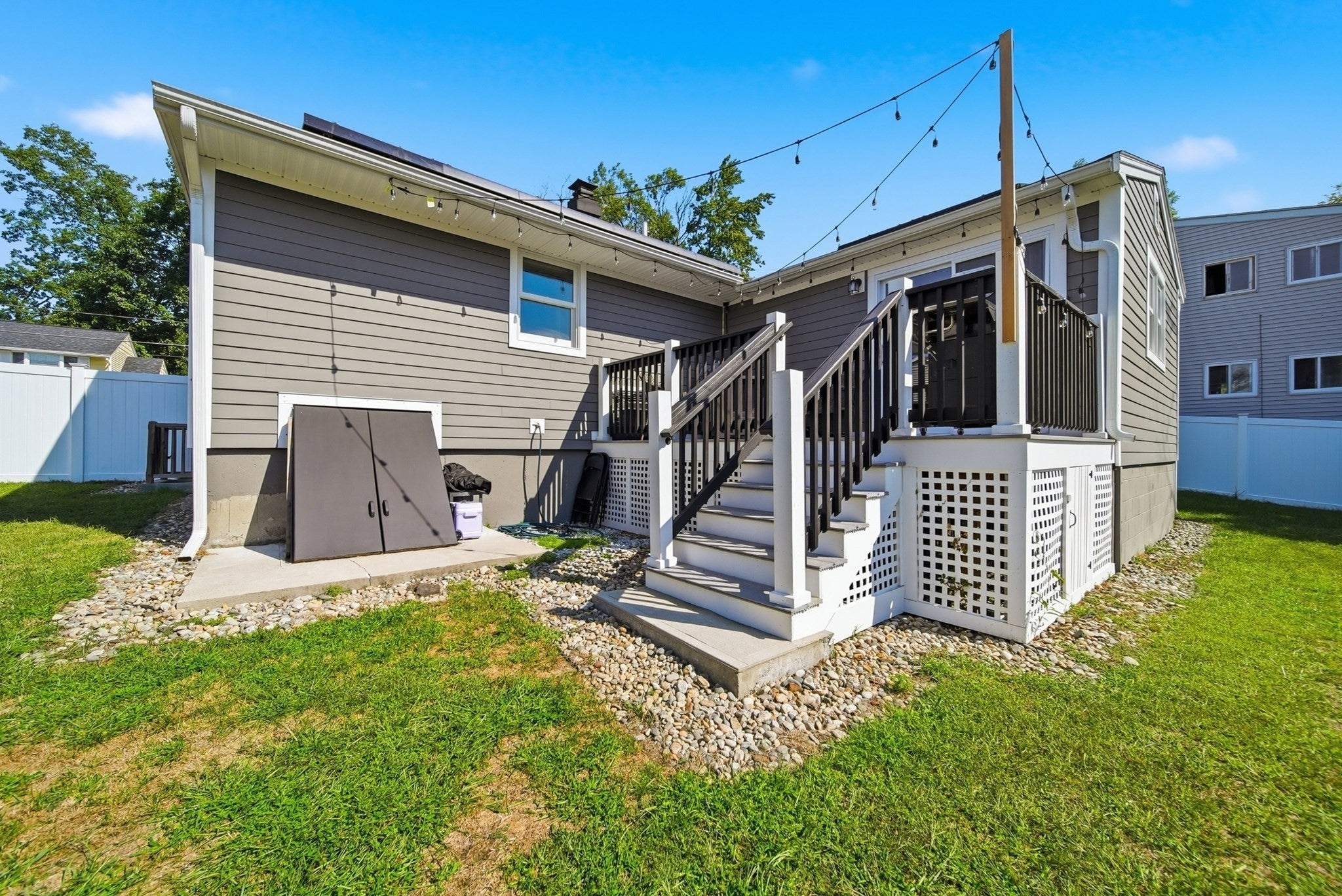 107 New York St, Lowell, MA Photo #36
