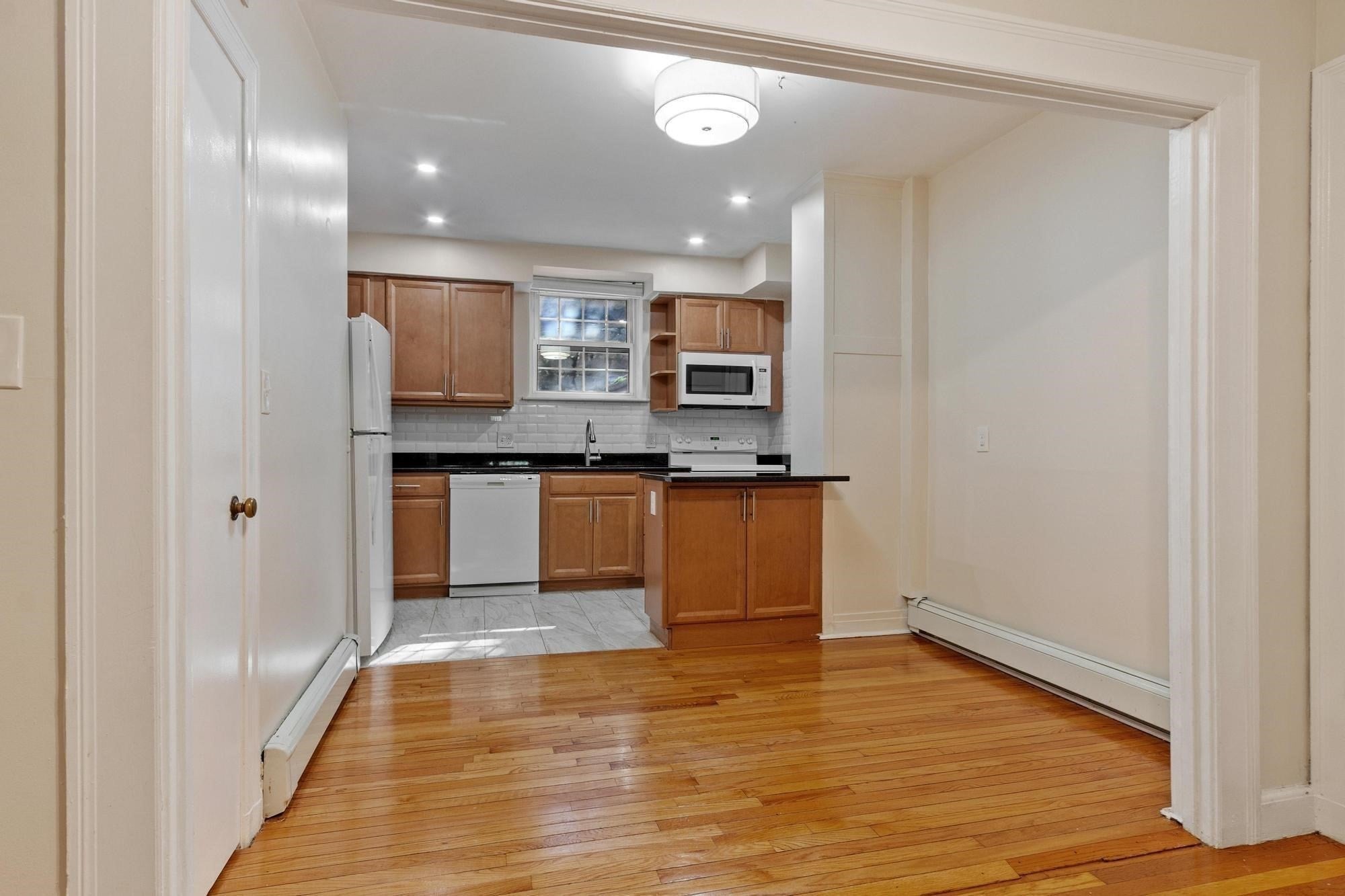 159 St Paul Street #1, Brookline, MA, 159 St Paul Street #1, Brookline, MA Photo #4