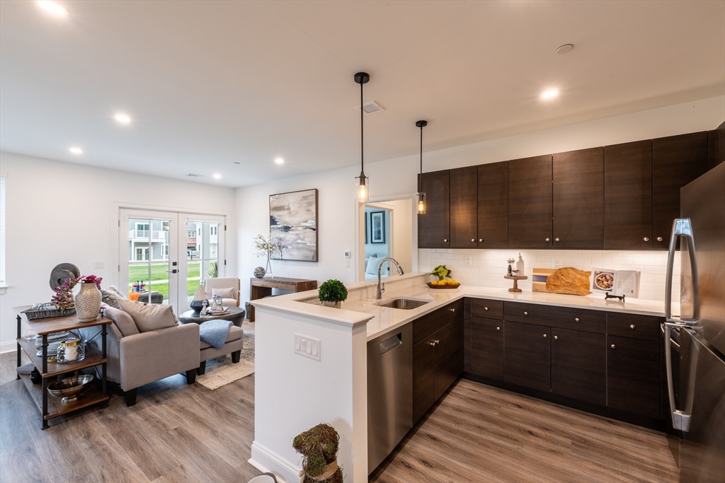 15 High Street 908