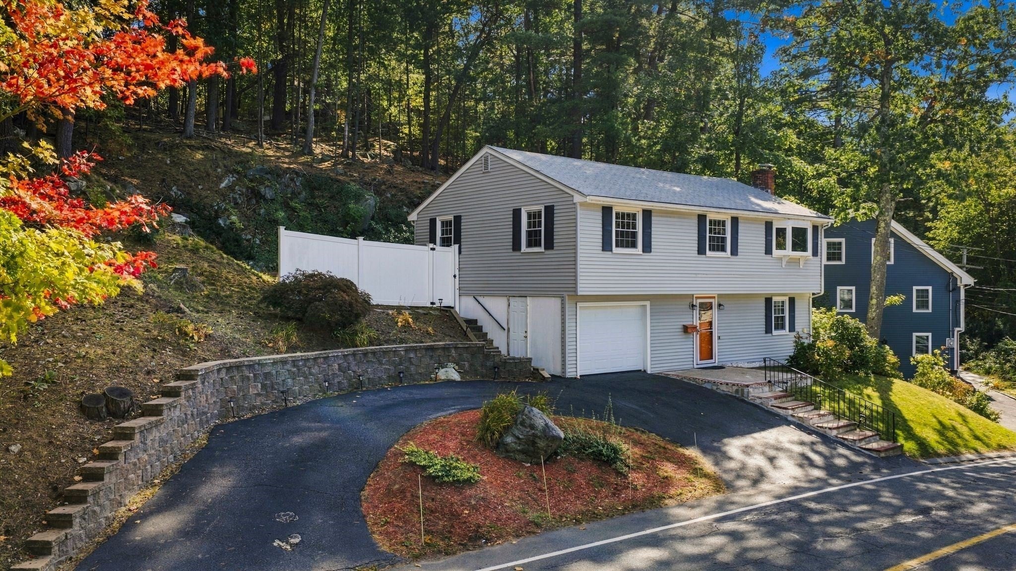 18 Forest St