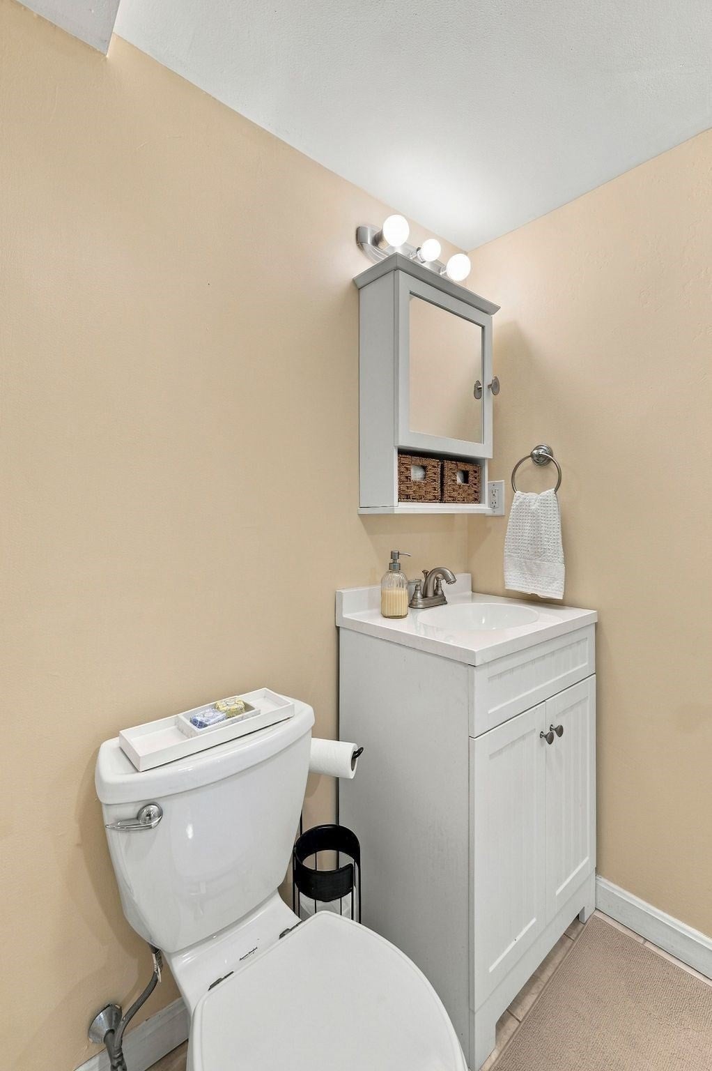 18 Forest St, Wakefield, MA, 18 Forest St, Wakefield, MA Photo #33