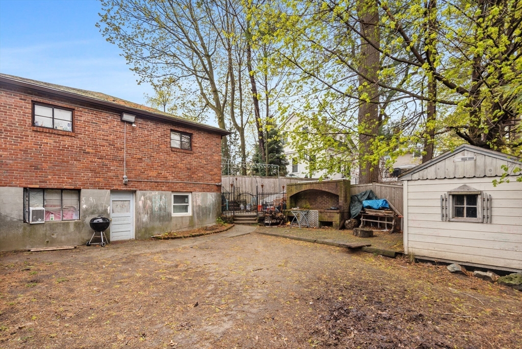 31 Chaske Ave